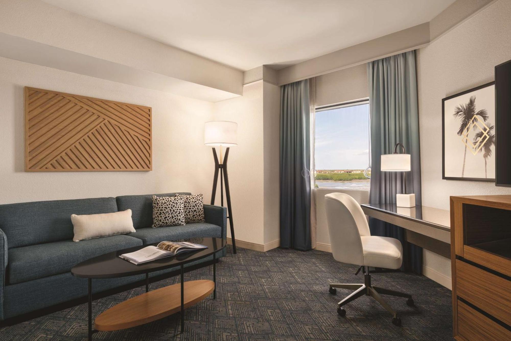 One-Bedroom King Suite - Mobility Accessible