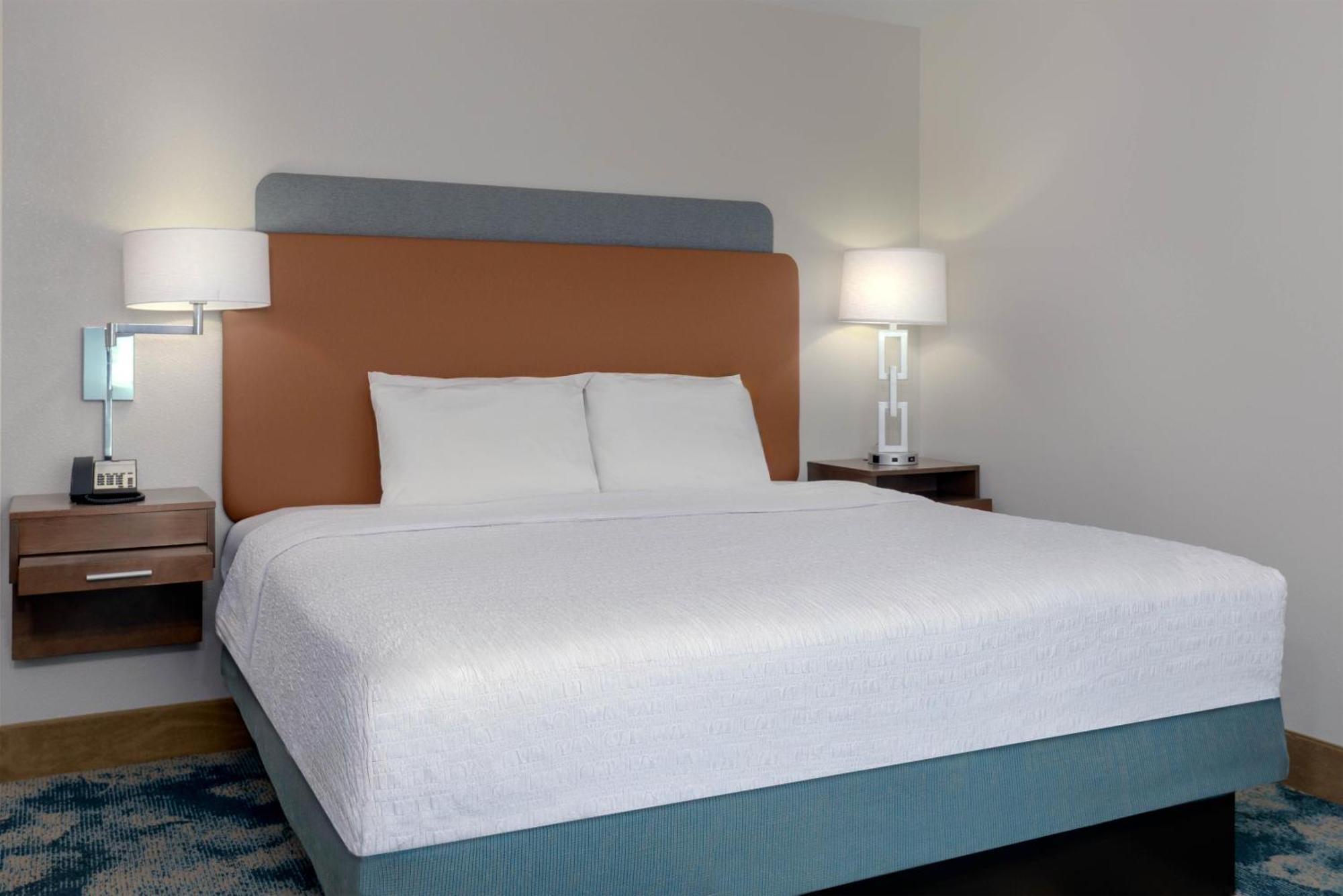 King Room - Mobility Access/Non-Smoking