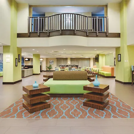 Comfort Inn & Suites Tampa North I-75-3