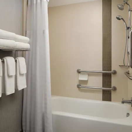 Hyatt Place Tampa Airport/Westshore-3